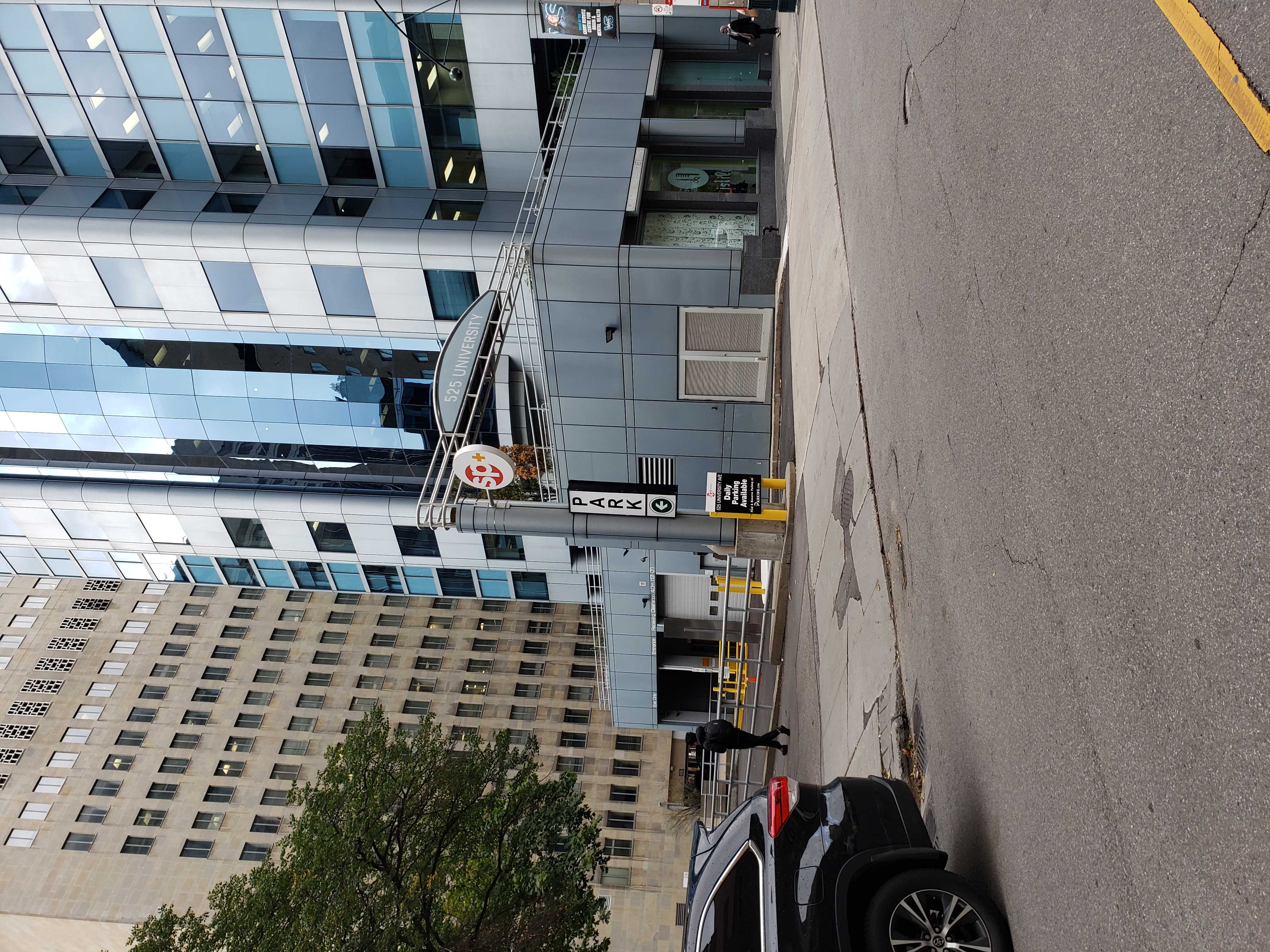 Find Toronto Parking Near Me